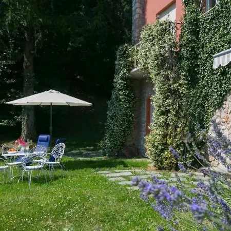 Sleeps 10 Pool 메나지오
