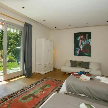 Sleeps 10 Pool * 메나지오