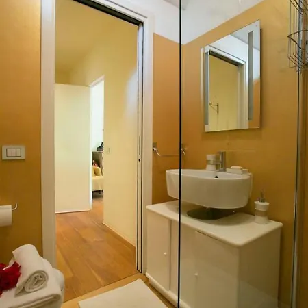 Sleeps 10 Pool * 메나지오